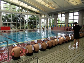 050606fureaikanpool03.jpg